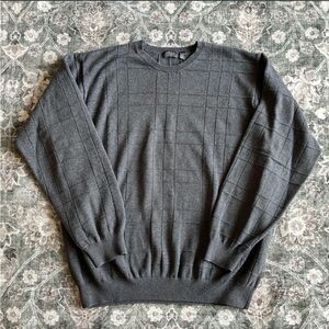 Vintage Arrow Men's Charcoal Crewneck Sweater